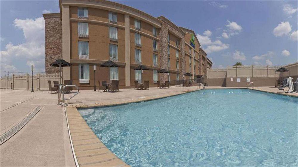 Days Hotel By Wyndham North Bergen Ngoại thất bức ảnh