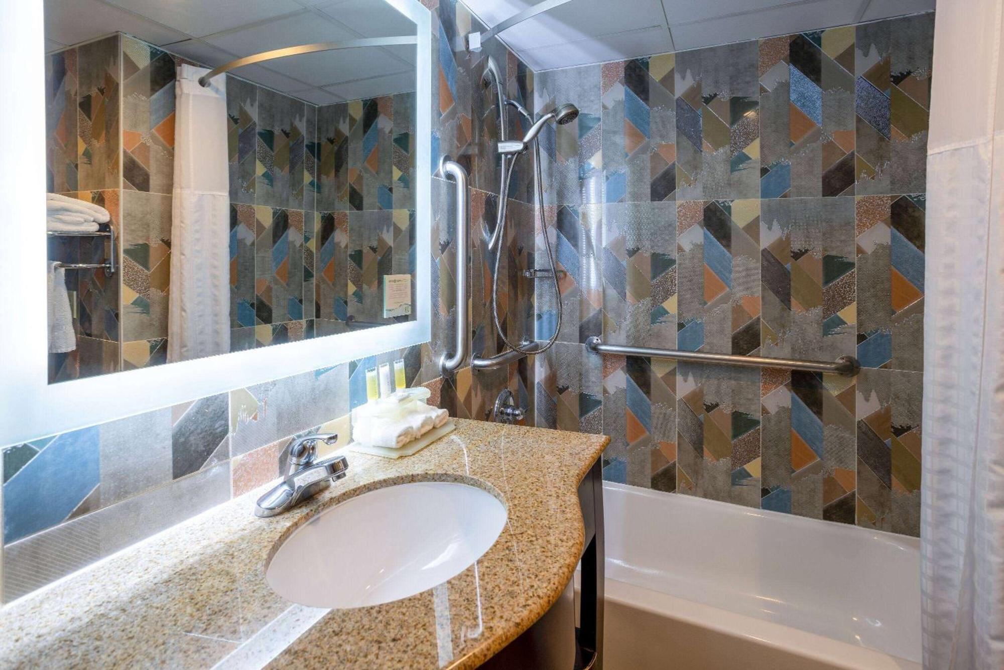 Days Hotel By Wyndham North Bergen Ngoại thất bức ảnh