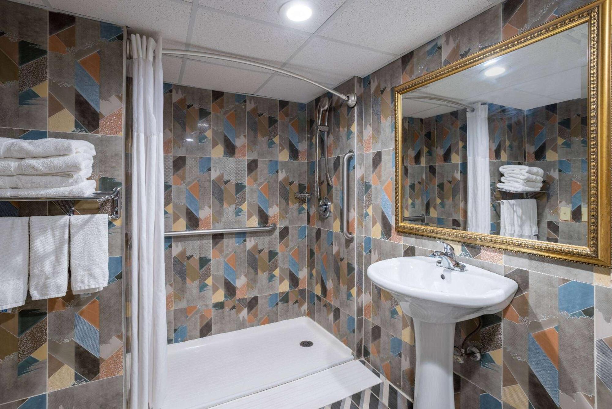 Days Hotel By Wyndham North Bergen Ngoại thất bức ảnh