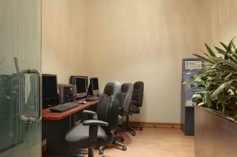 Days Hotel By Wyndham North Bergen Ngoại thất bức ảnh